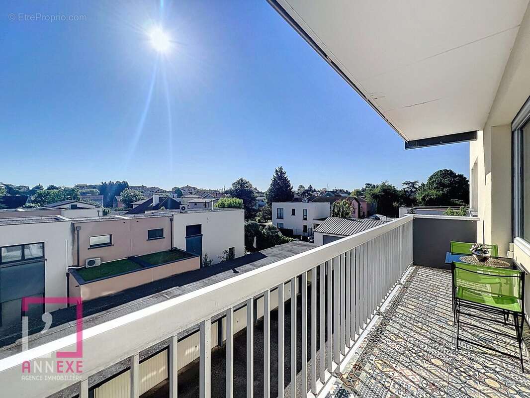 Appartement à FONTAINES-SUR-SAONE