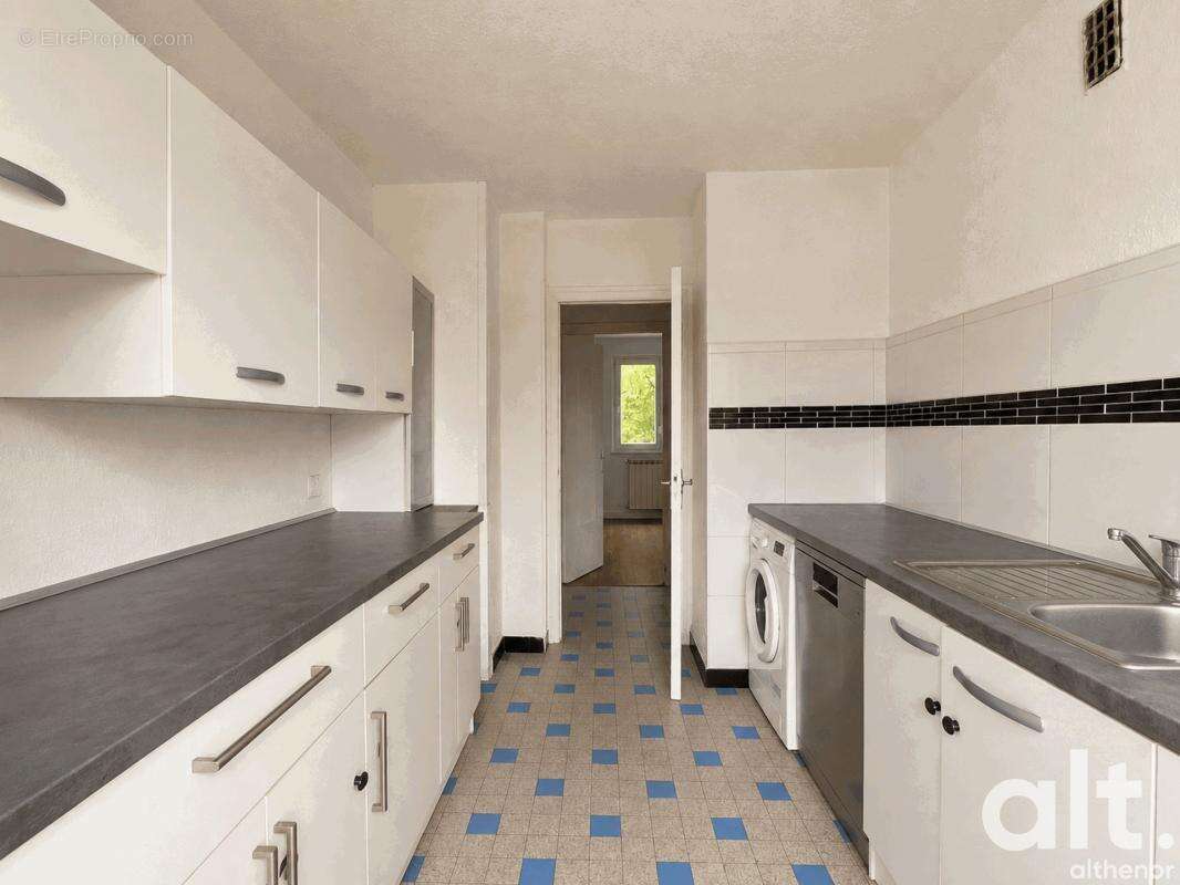 Appartement à Cran-Gevrier — 3 pièces - photo 8