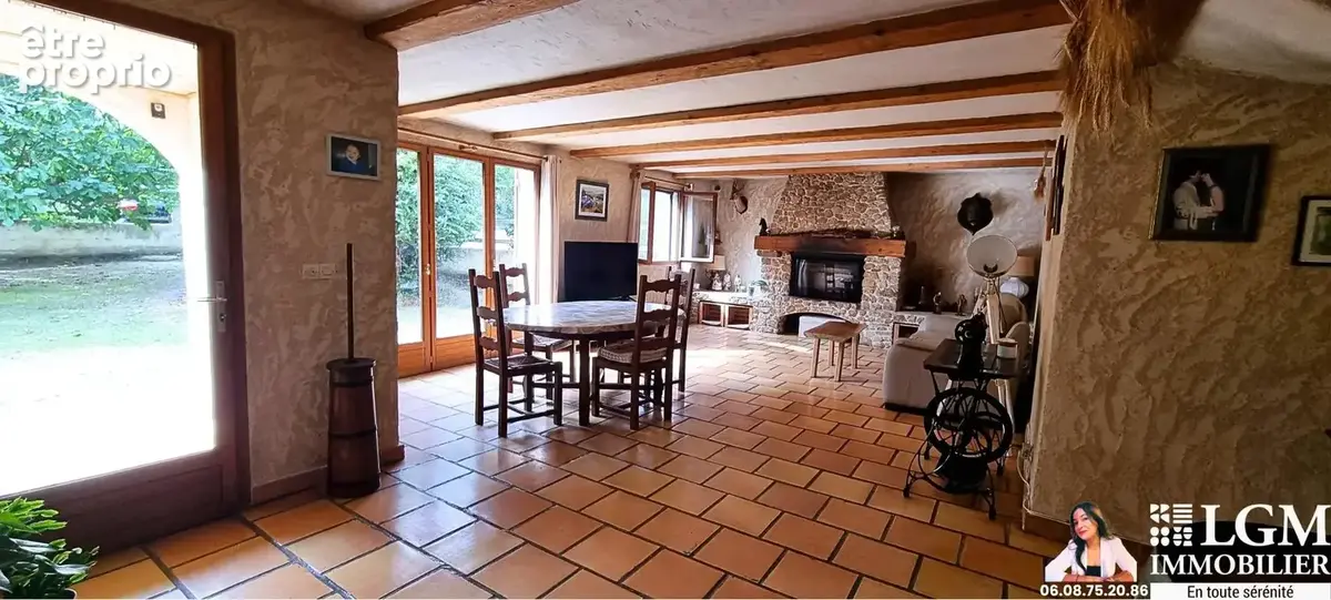 Propriété de caractère 333 m² avec piscine sur 1,6 hectare - photo 6