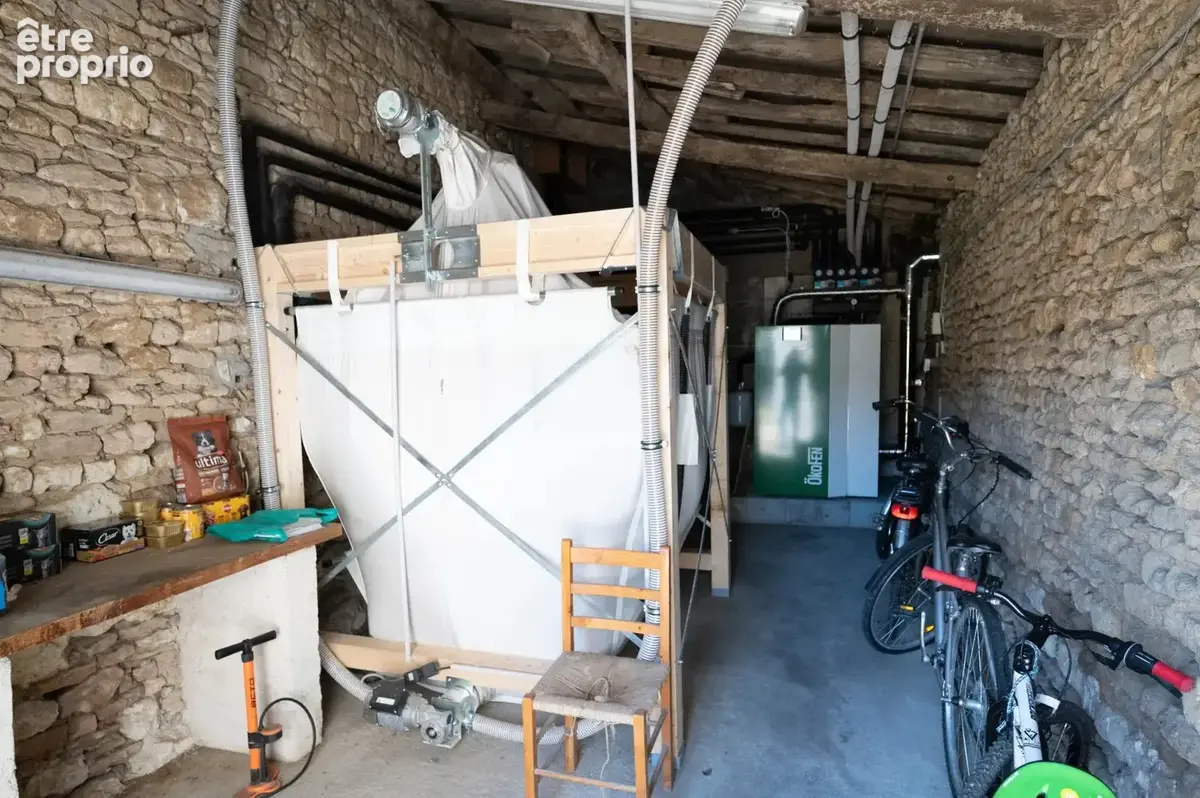 Logis avec parc boisé thurageau - photo 14
