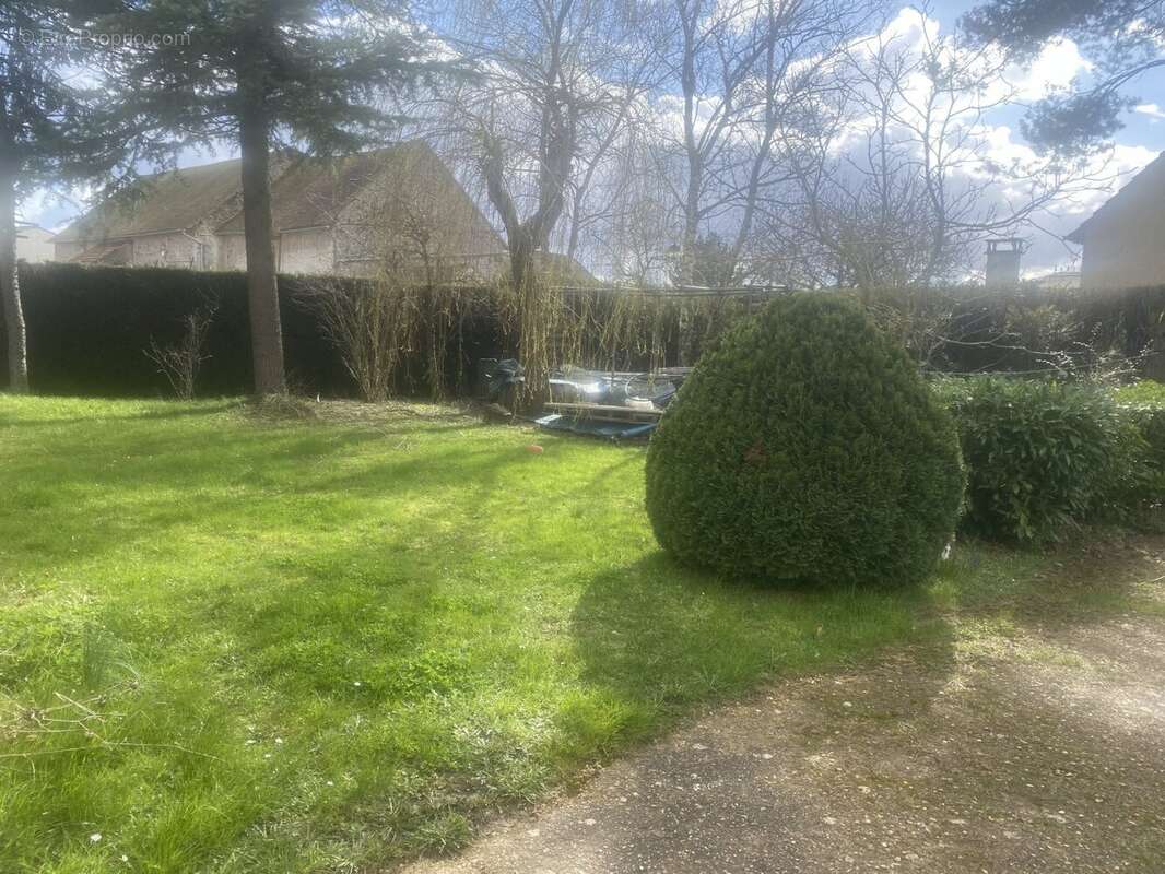 Terrain à GOMETZ-LA-VILLE