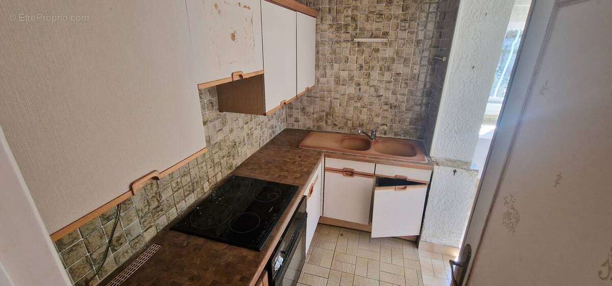 Autre à ROQUEBRUNE-SUR-ARGENS