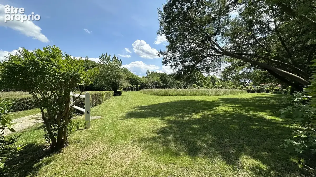 Propriete d' exception sur 3 hectares de 450 m2 habitables - photo 6