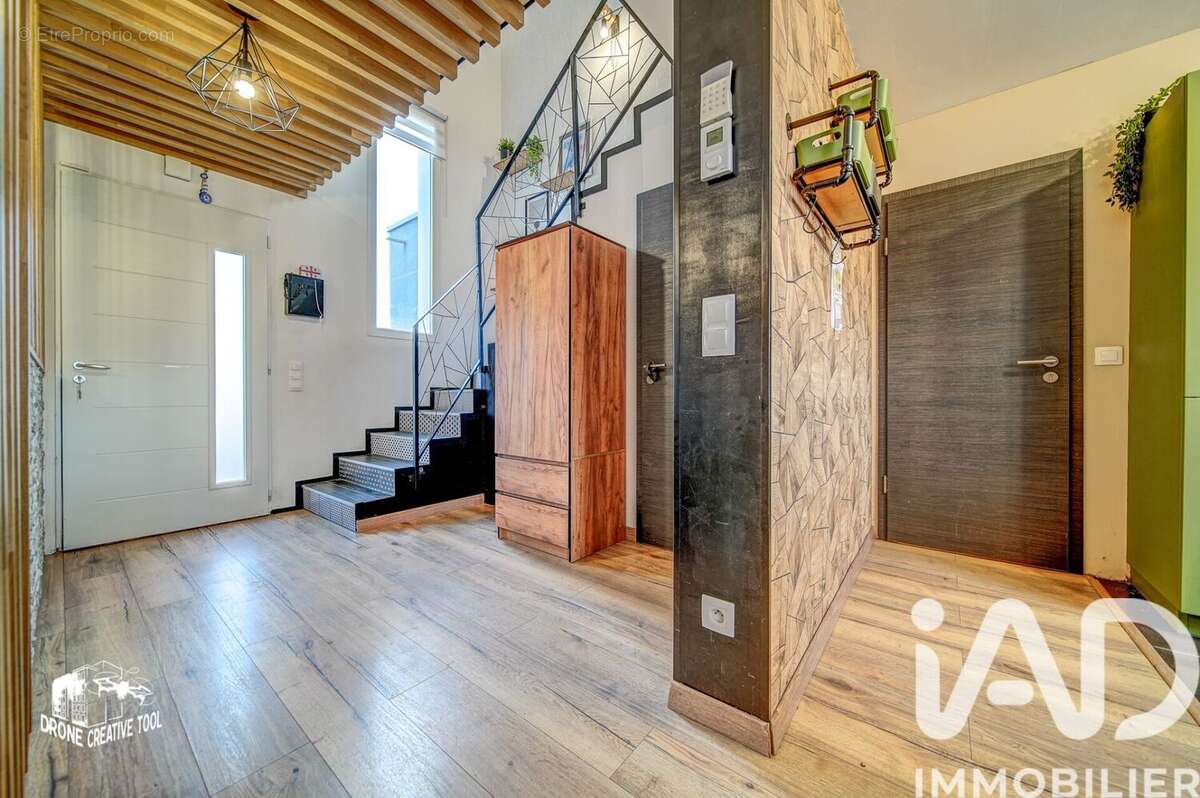 Maison 120 m² à Pontpierre  - photo 2