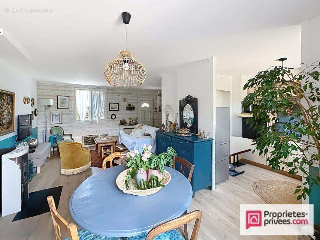Coup de coeur à Touques ? Maison de 100 m² rénovée avec jardin intimiste et garage à 5 min de Deauville - photo 5