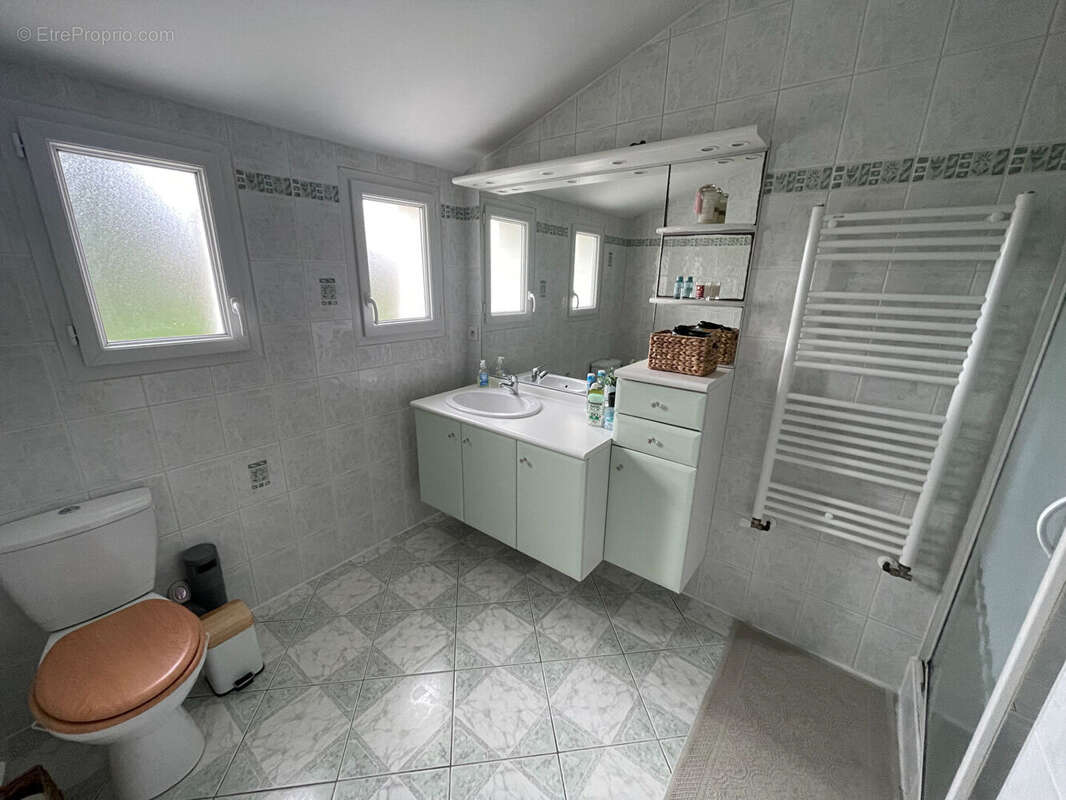 Maison à SAINT-SEBASTIEN-SUR-LOIRE