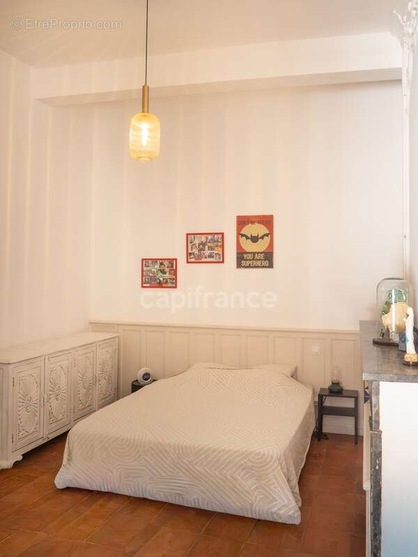 Demeure d'exception au coeur de l'ancienne rue Royale, 6 pièces, 290 m2 avec petit patio  (32) - photo 35
