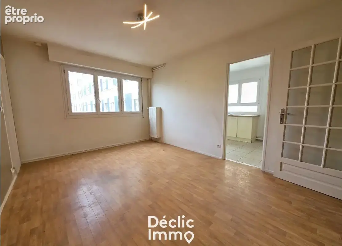 À vendre  TOURS Appartement Type 2 avec ascenseur  Proche transports - photo 2