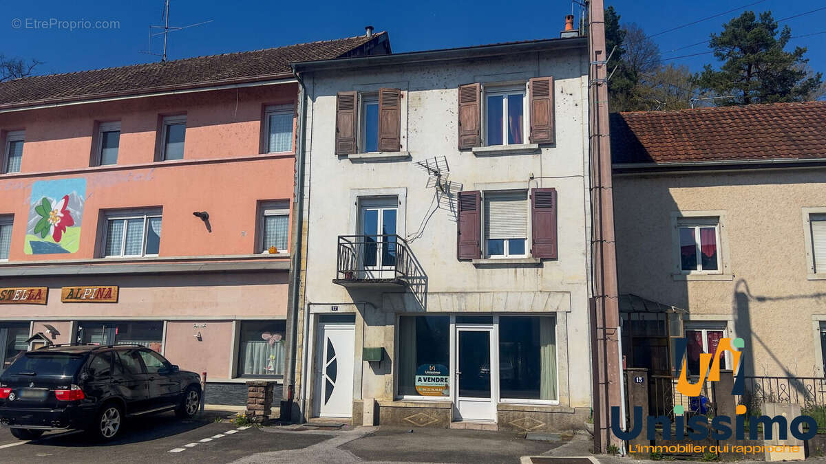 Maison à LONGEVELLE-SUR-DOUBS