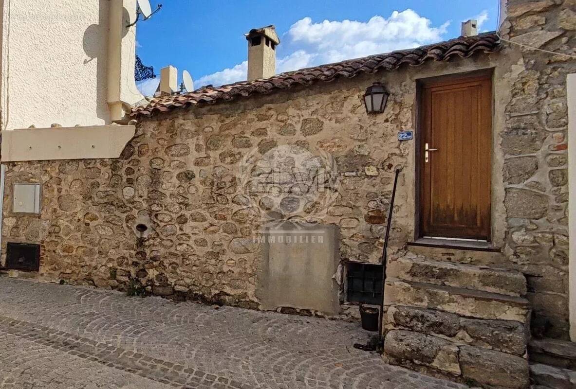 Maison à PLAN-DE-LA-TOUR