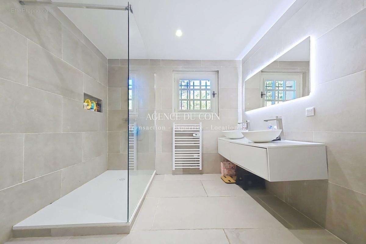 Maison à DRAGUIGNAN