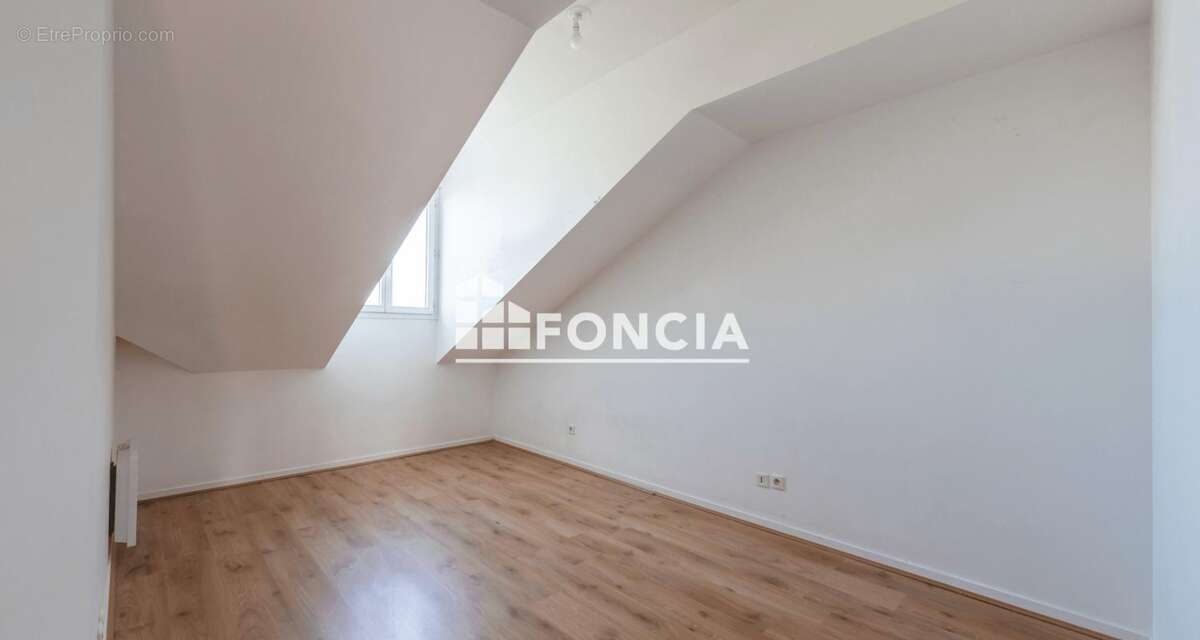 Appartement à VILLIERS-SUR-MARNE