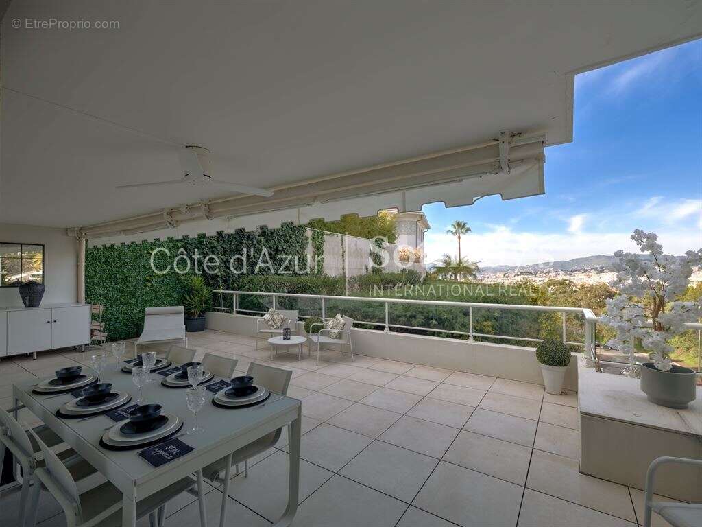 Appartement à CANNES