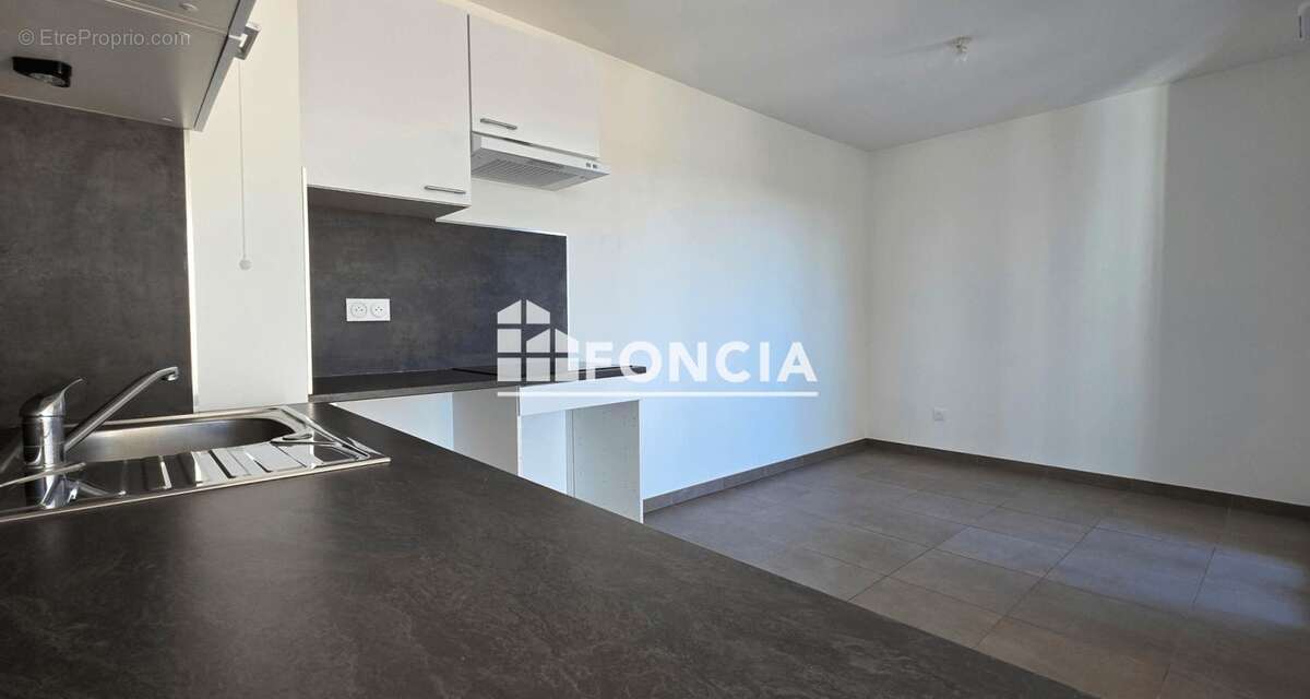 Appartement à VALLAURIS