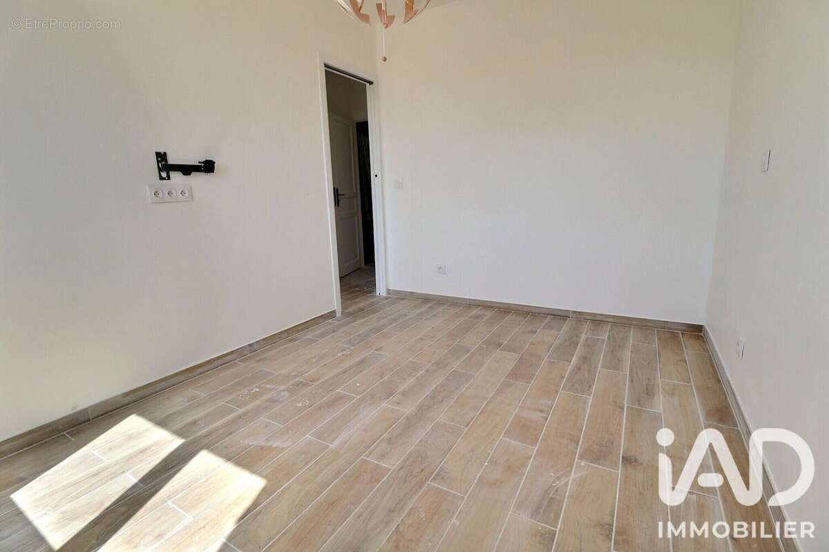 Maison 86 m² à Avignon  - photo 8