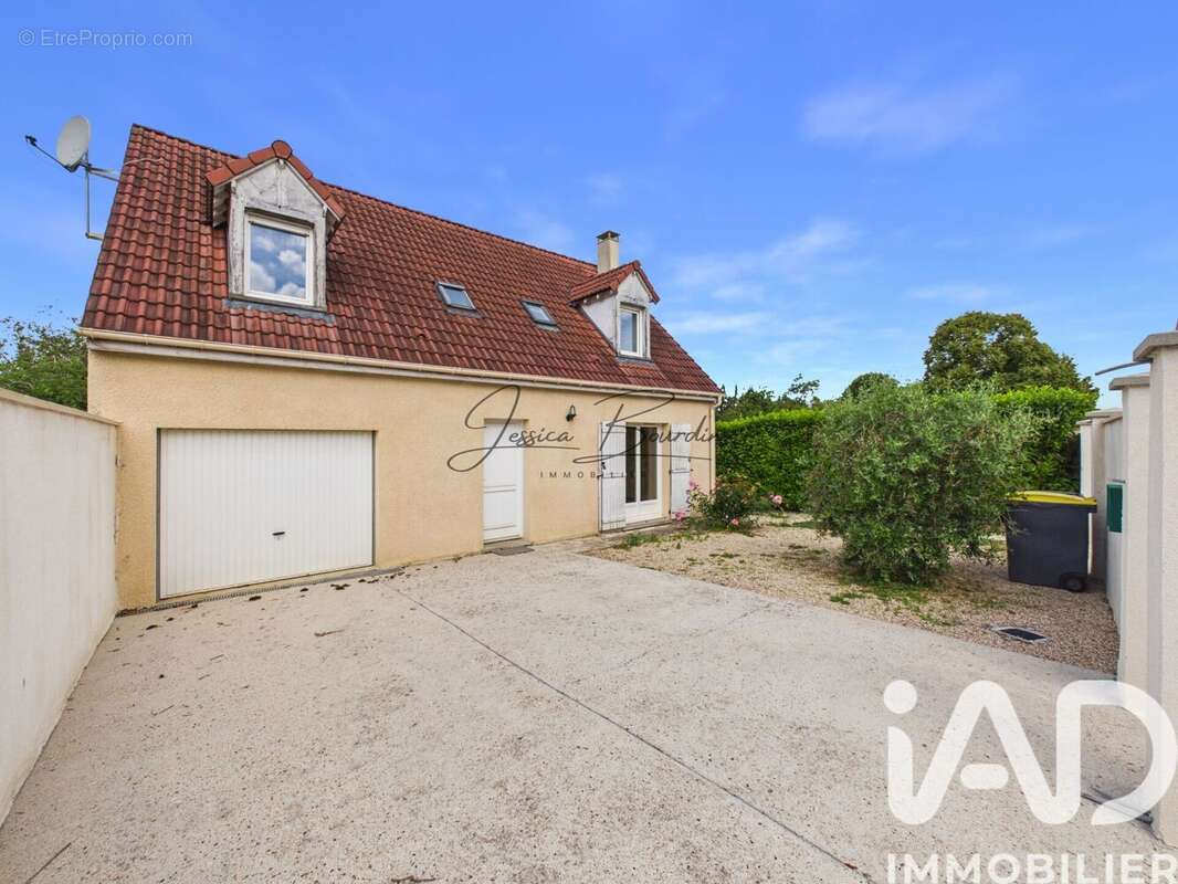 Maison 120 m² à Villeblevin  - photo 3