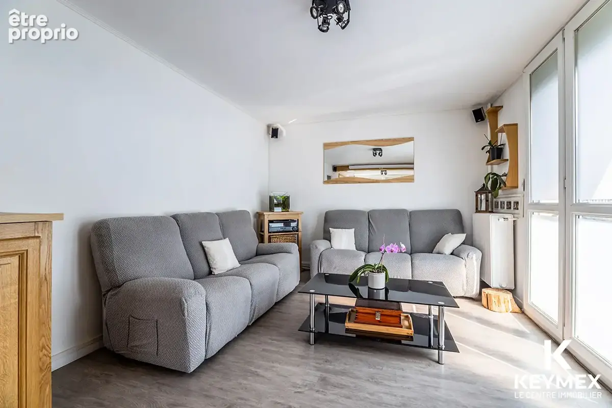 BEAUVAIS - Appartement 4 pièces avec balcon, cave et parc avec jeux pour enfants - photo 3
