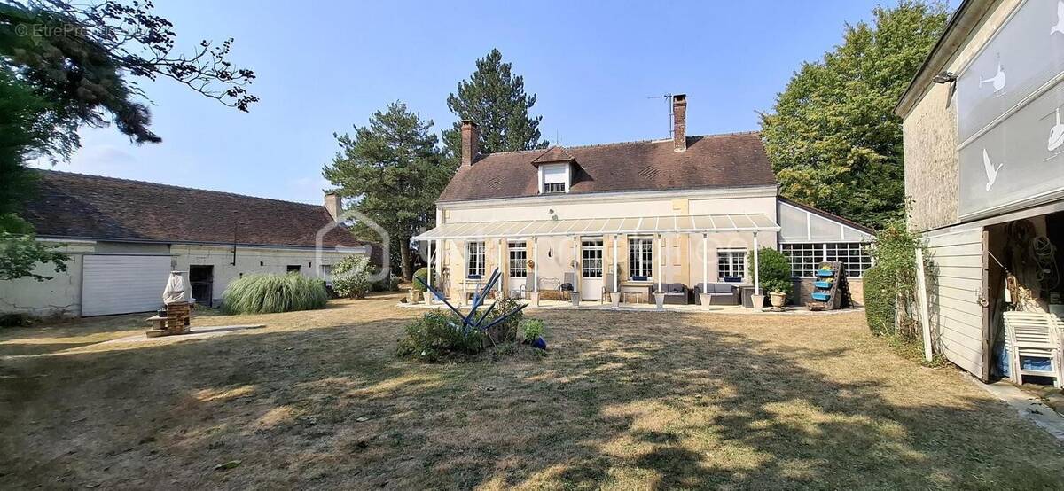 Maison à SAINT-MARTIN-DES-BOIS