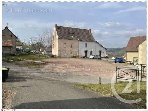 Terrain à SANCE