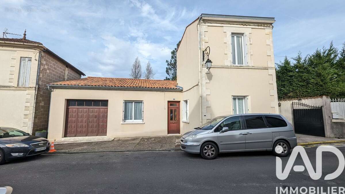 Photo 3 - Maison à MONTENDRE