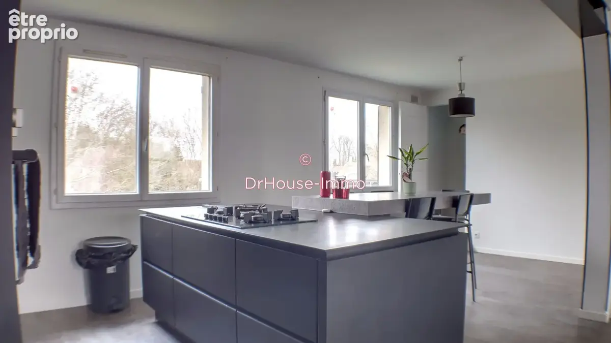 Maison 6 pièces 135 m² à vendre à Croissy-Beaubourg (77183) - photo 3