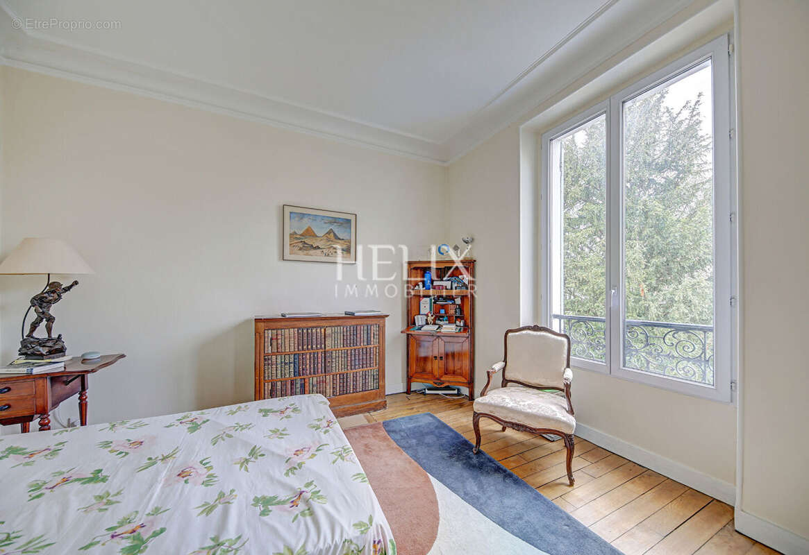 Maison à LE VESINET