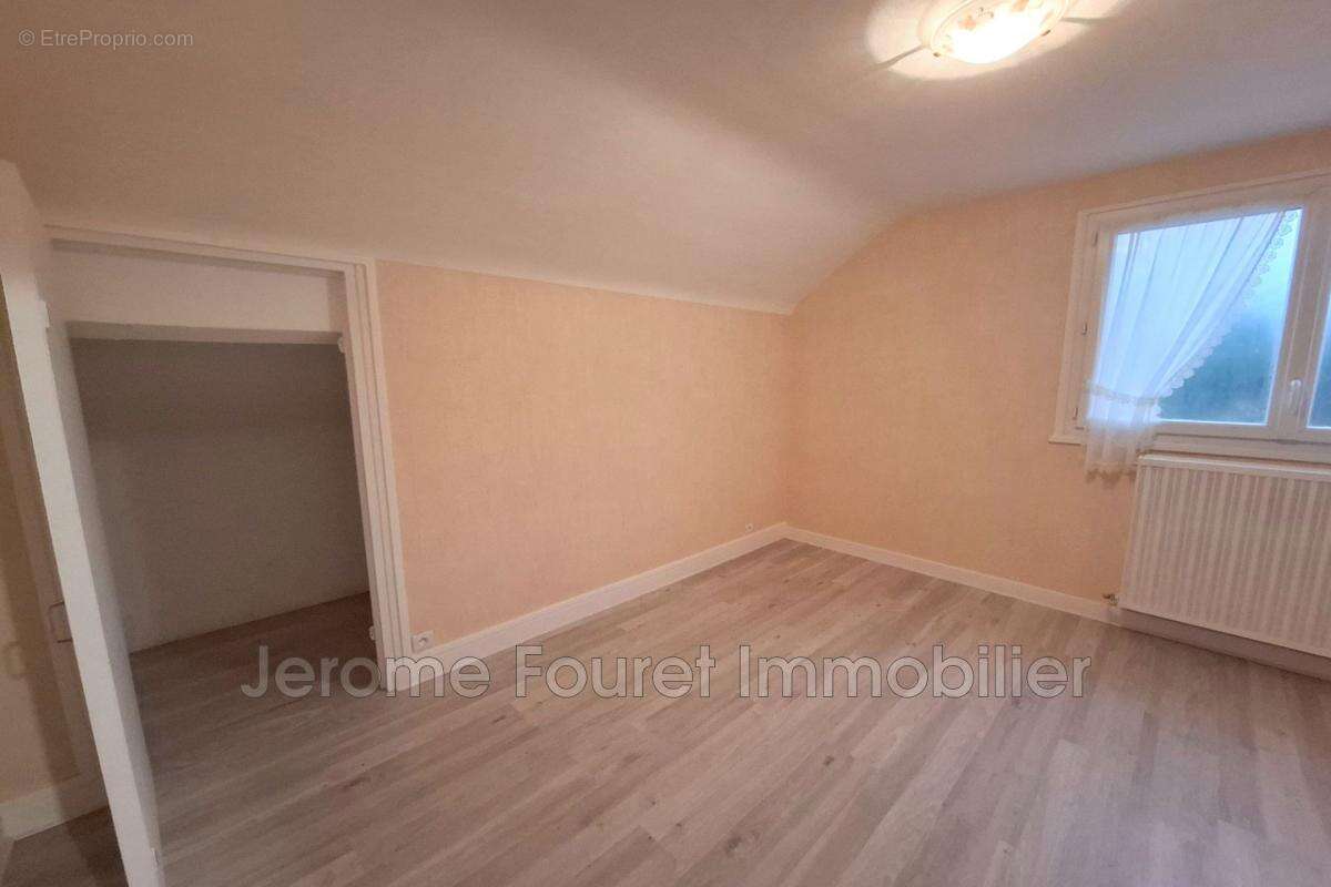 Appartement à CORREZE