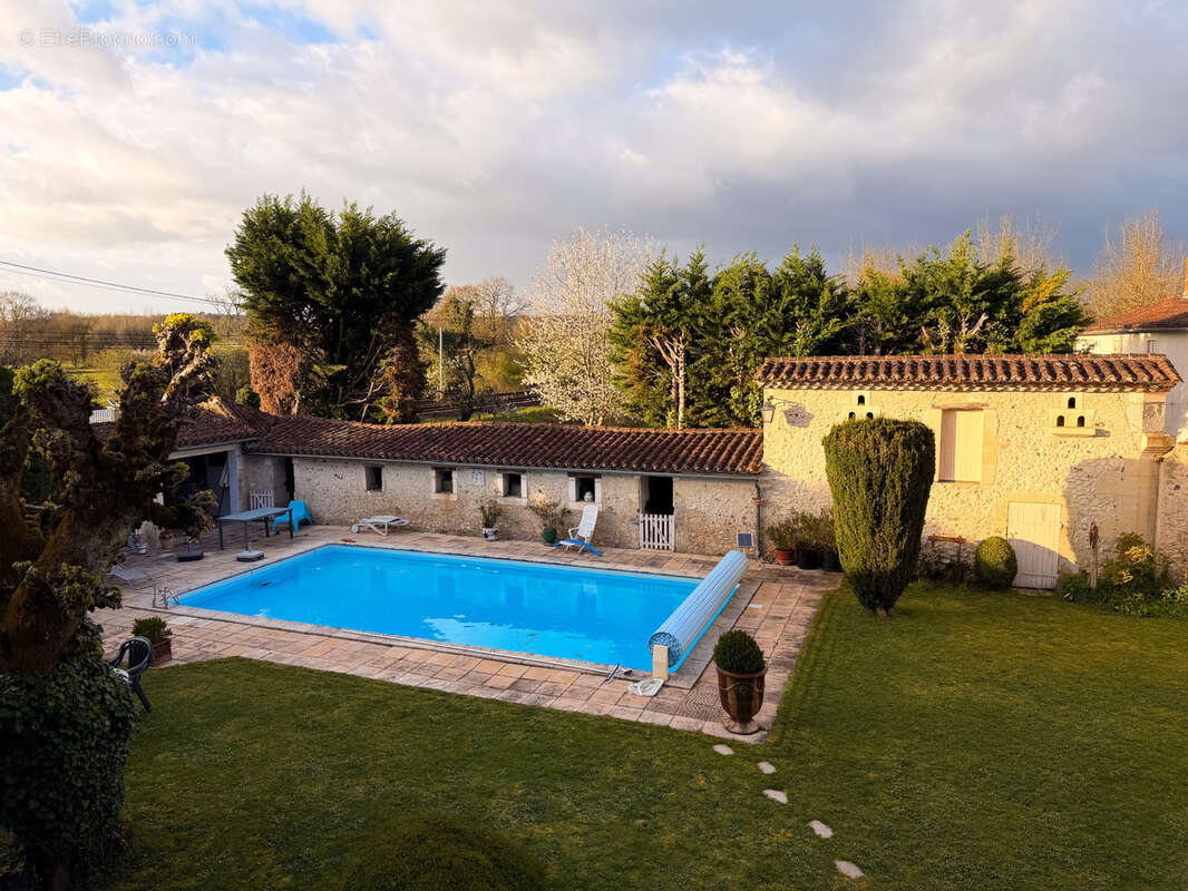 Maison à RAZAC-SUR-L'ISLE