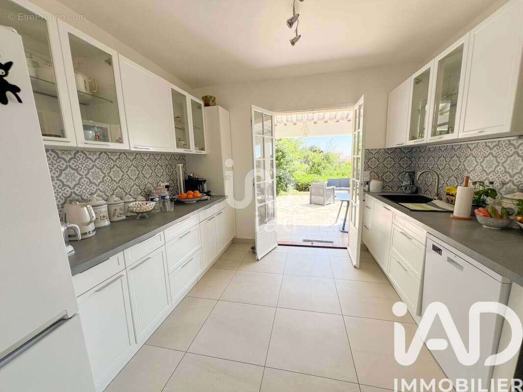 Photo 8 - Maison à LES ISSAMBRES