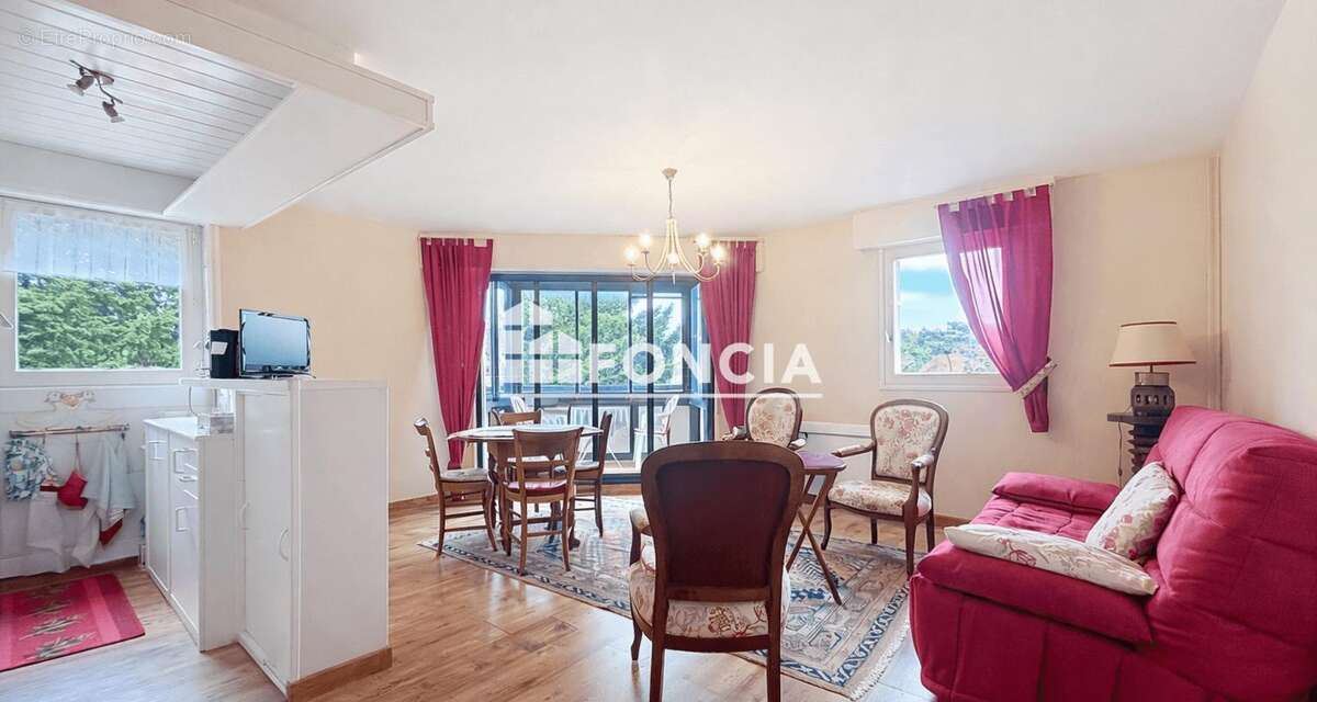 Appartement à TOURGEVILLE