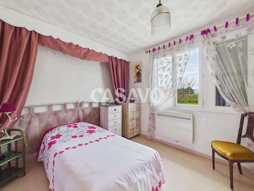 Maison à REVENTIN-VAUGRIS