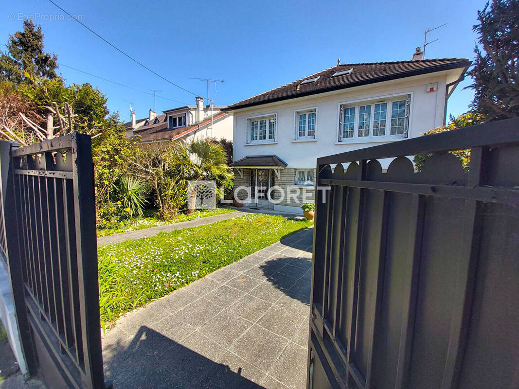 Maison à VILLEMOMBLE