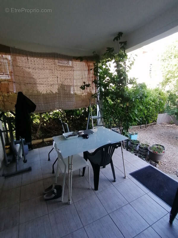 T2 Rez de jardin Parking à Lézignan Corbières - photo 2