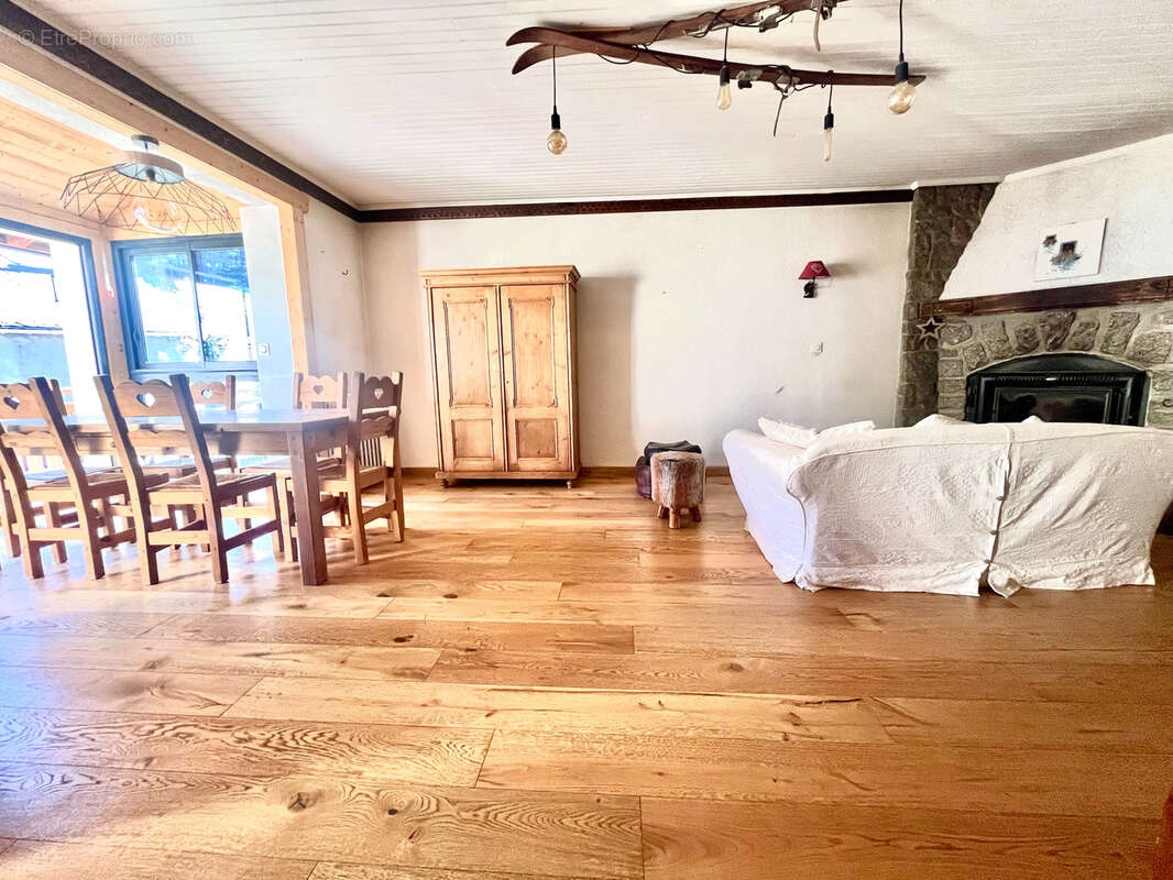 Maison à FONTRABIOUSE