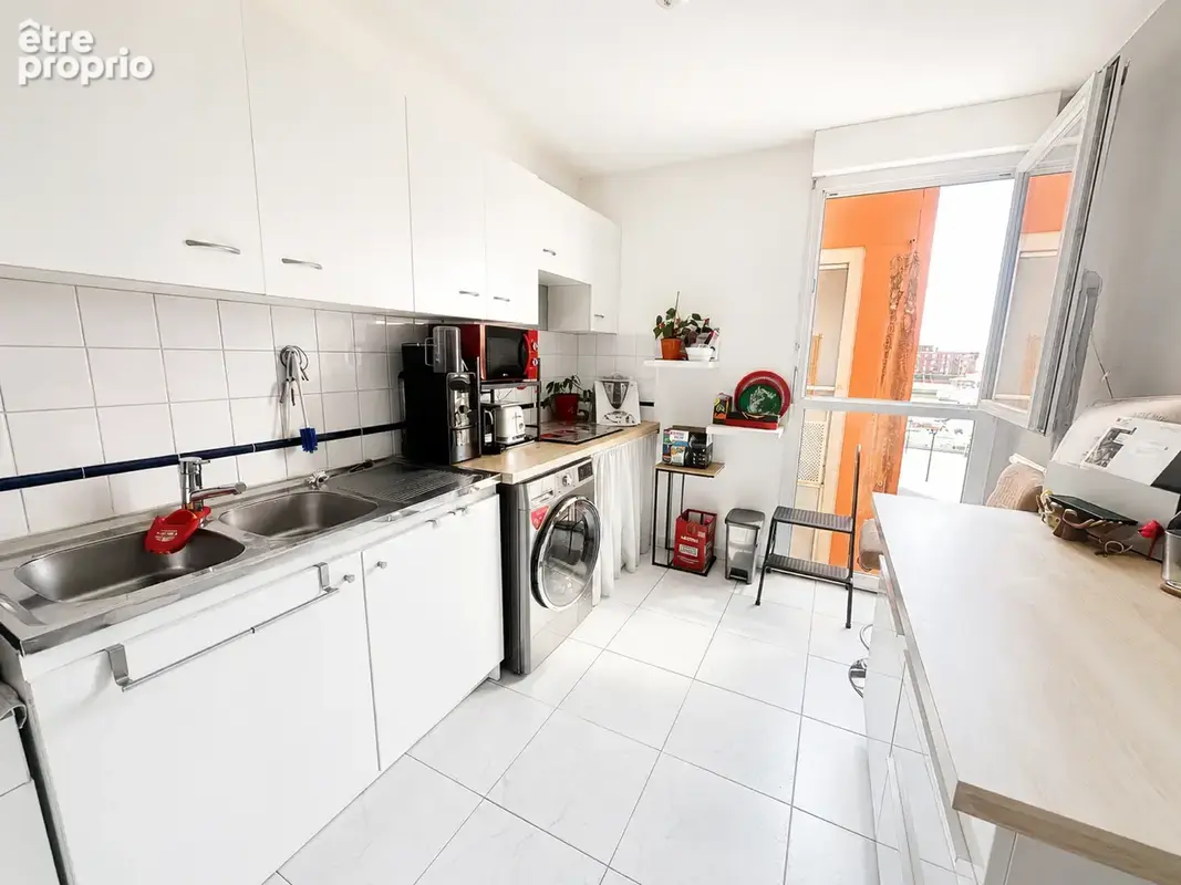 Lattes quartier port ariane t3 de 70 m2 hab vue port- parking et cave - photo 8