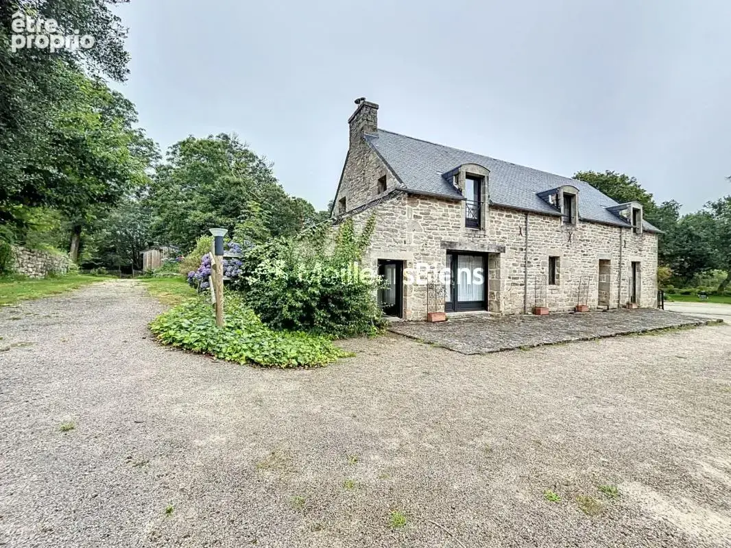 Maison 11 pièces à Plogastel-Saint-Germain, 605 m², terrain de 29 557 m² - photo 19