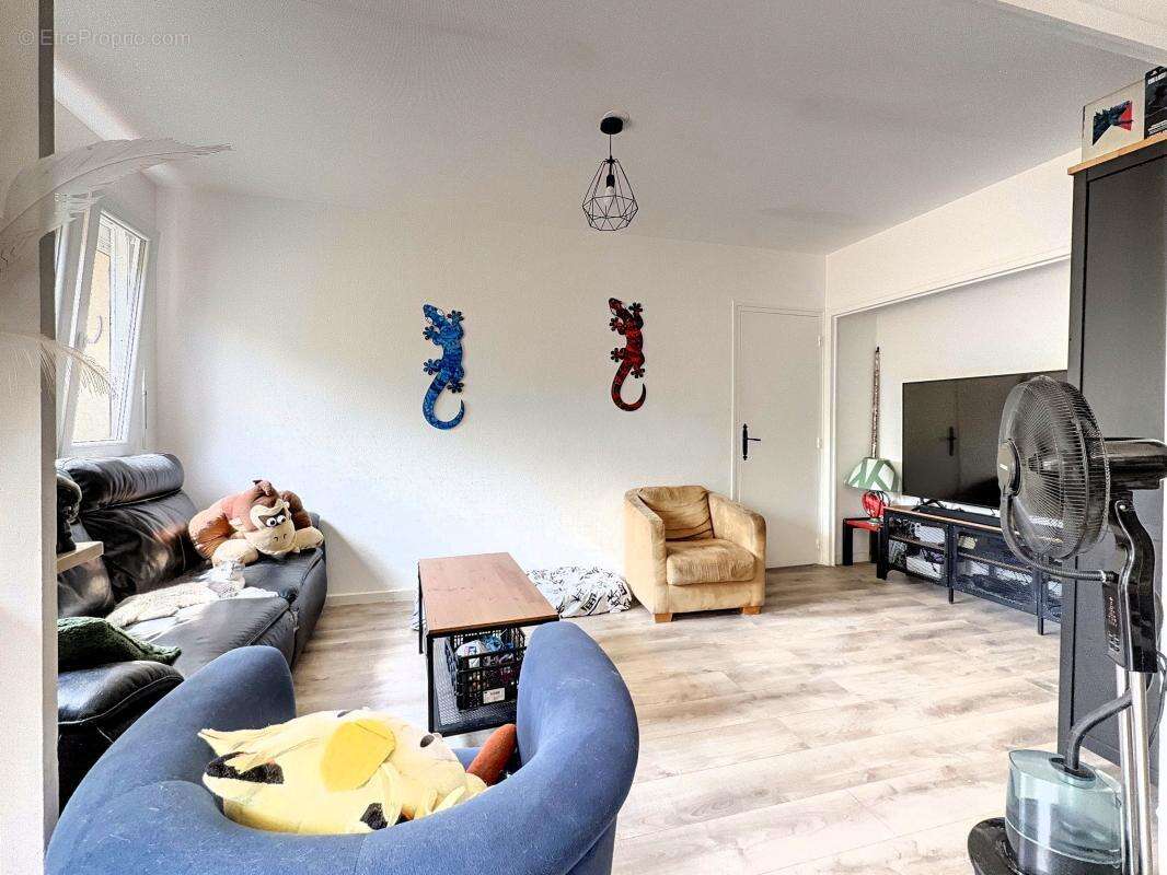 T5 3 à 4 chambres cellier, garage et cave au rez-de-chaussée à Chenôve - photo 6