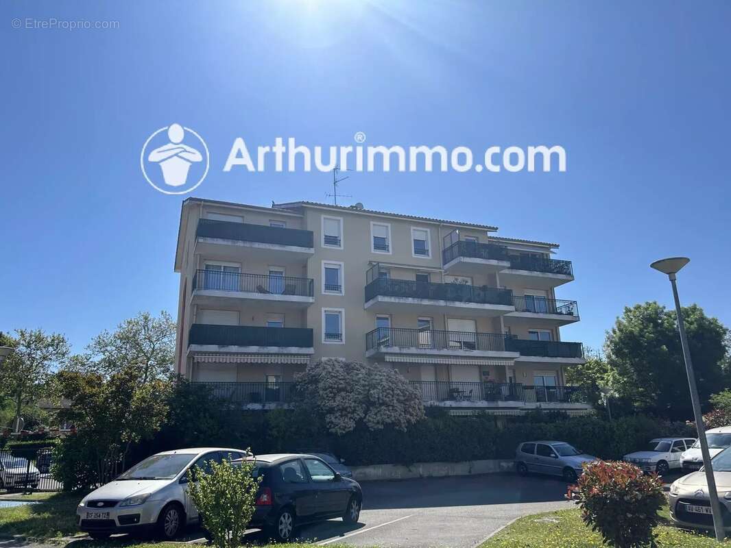 Appartement à DECINES-CHARPIEU