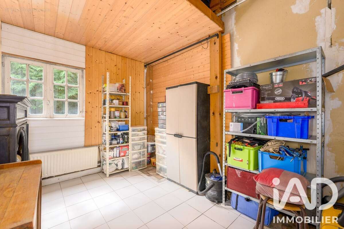 Maison 65 m² à La Ville-Du-Bois  - photo 8