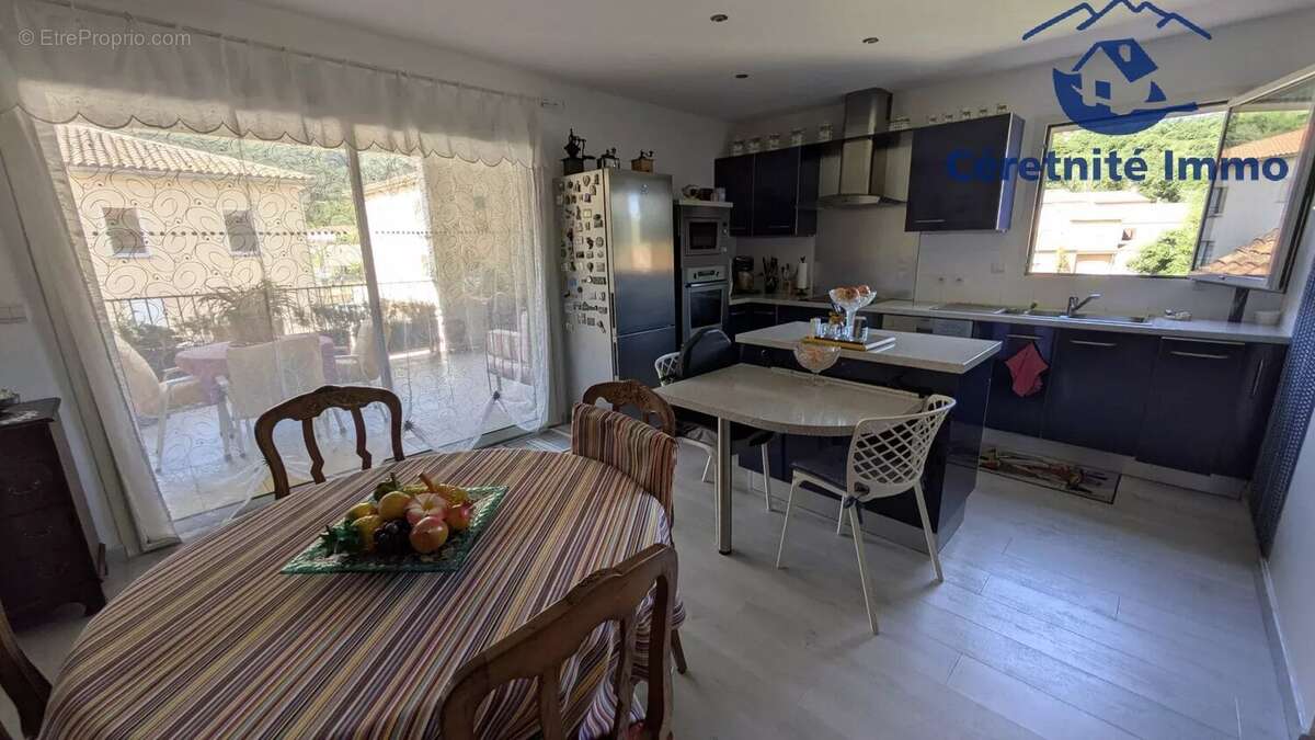 Appartement à CERET