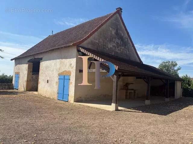 Maison à PARAY-LE-MONIAL