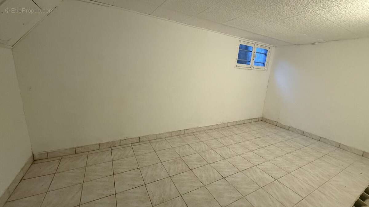 Maison à LES MUREAUX