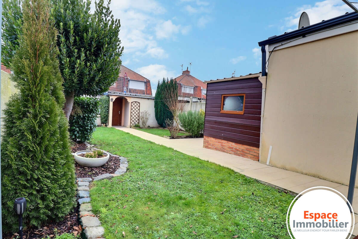 Maison à NEUVILLE-SUR-ESCAUT