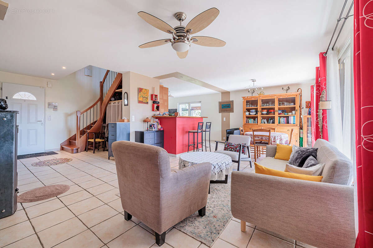 Maison à VILLENEUVE-TOLOSANE