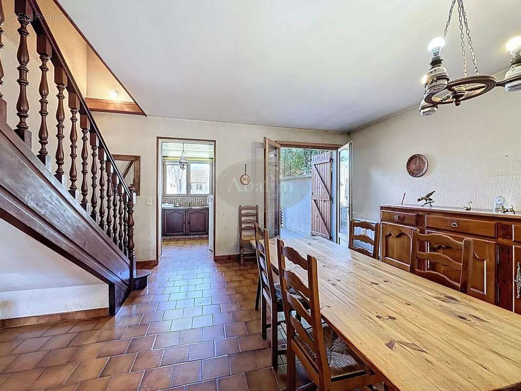 Maison à TRIE-SUR-BAISE