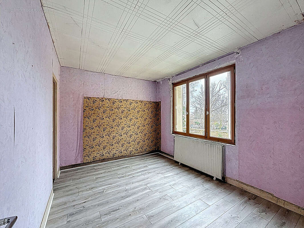 Montreuil, proche du parc montreau, grande maison sur 2 niveaux avec espaces exterieurs. ideal pour une grande famille, une acqu - photo 7