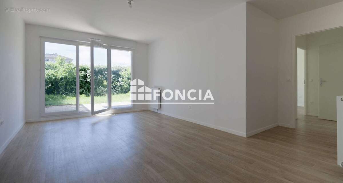 Appartement à DAMMARIE-LES-LYS