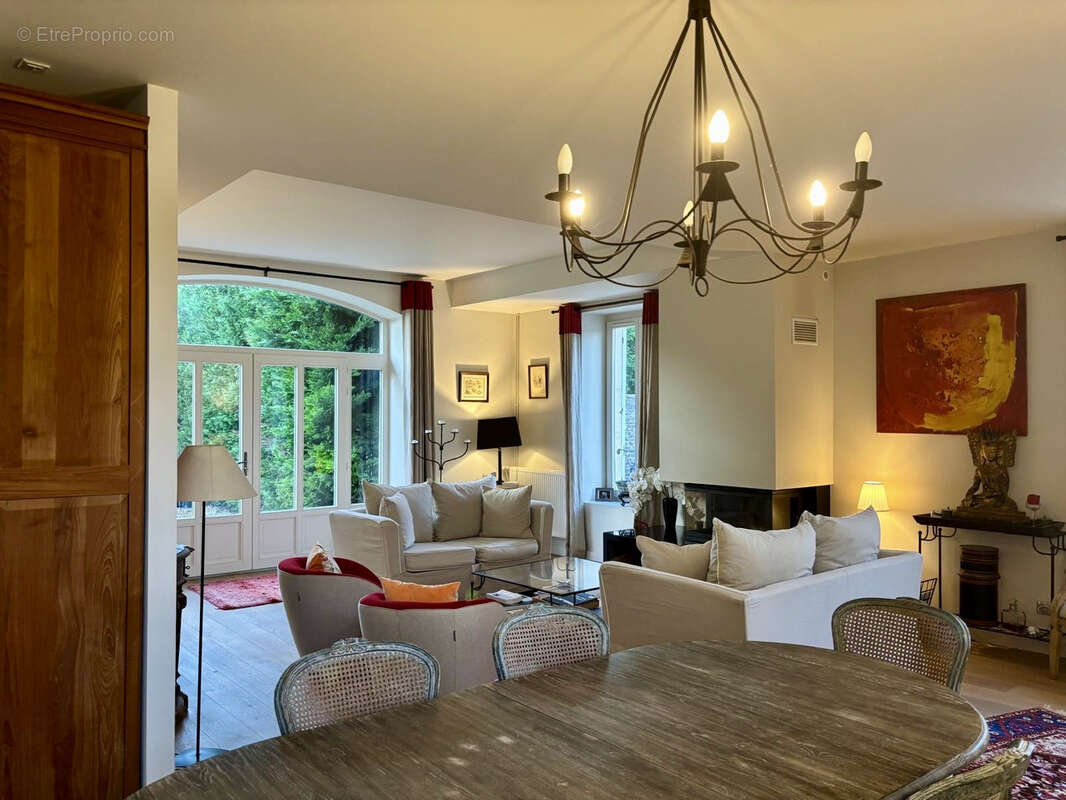 Maison à MEURSANGES