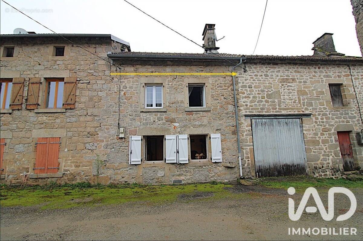 Photo 1 - Maison à SAINT-PARDOUX-MORTEROLLES