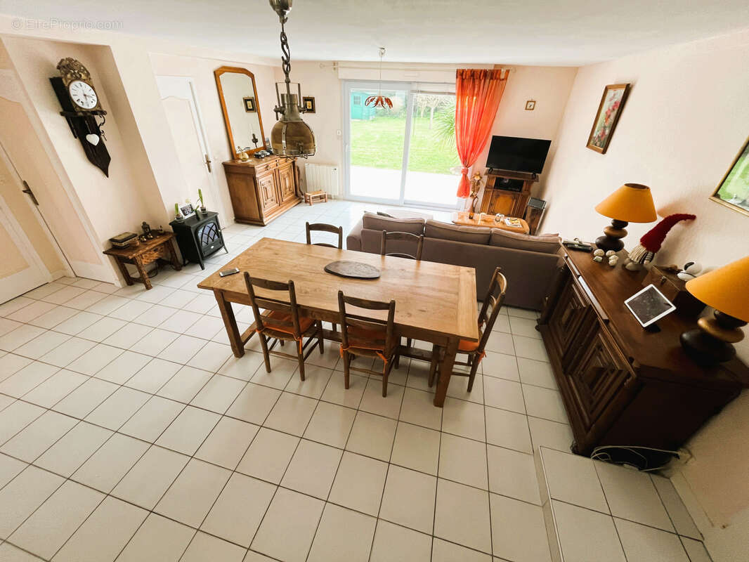 Maison à MESCHERS-SUR-GIRONDE